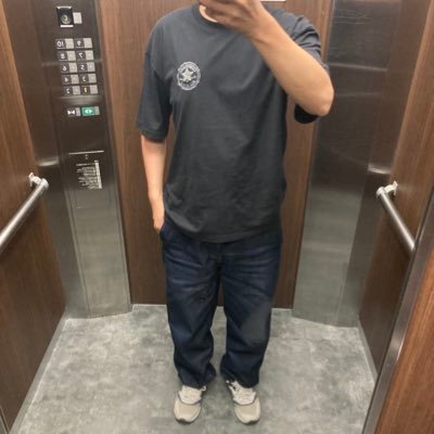 兵庫/大阪/京都/20代後半/ 171cm/アイコン本人/ 出会った女の子との出来事を綴っています