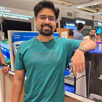 #TypeScript #React #CSS #Python #Mentor #Consultant #Gamer. Building enterprise apps for 14+ years.