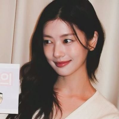 Tipo, eu represento algo?
Eu só represento a mim mesmo (Kim Namjoon) / dorameira que assisti de tudo um pouco 🦥/ BTS/ nortista