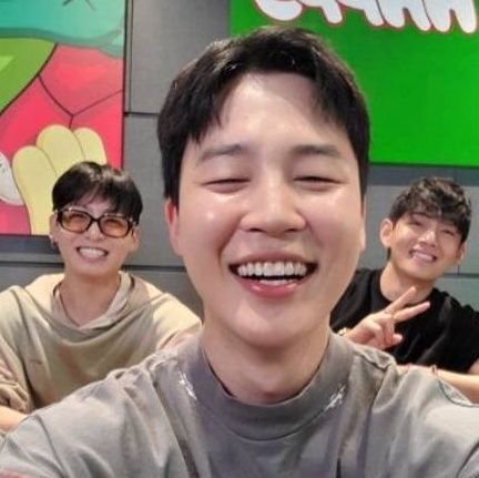 TMDG2003's profile picture. Ot7 bts💜💜💜 and daouoffroad 🦖🚗