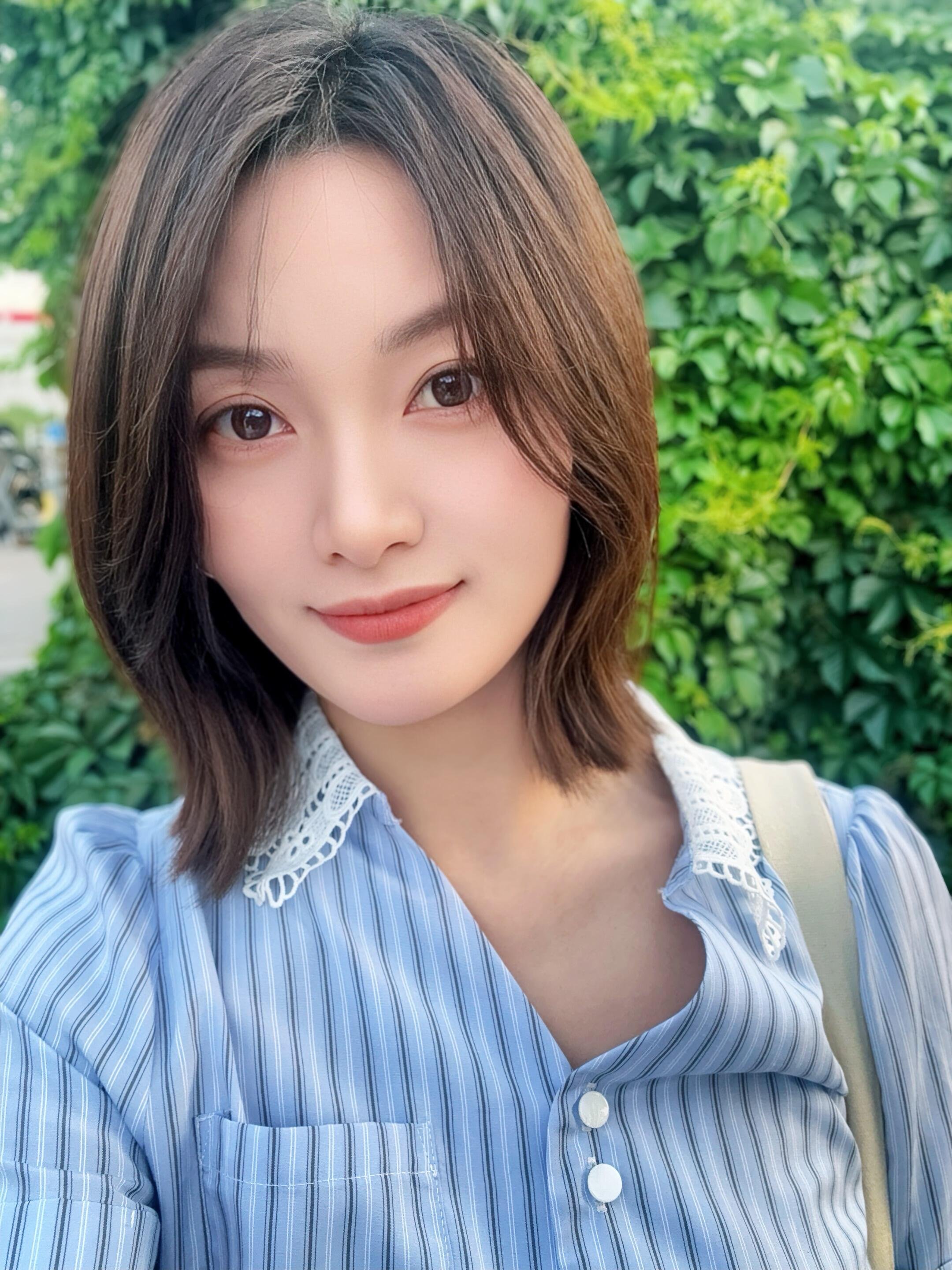 안녕하세요. 만나서 반갑습니다. 오랫동안 싱글이었어요. 파트너를 찾고 있어요. 저를 추가해 주세요. 라인 ID: lily8458. 온라인에서 기다리고 있을게요.