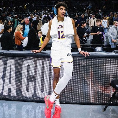 Occueast's profile picture. 