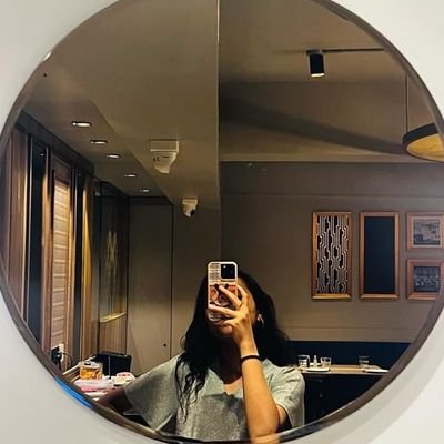 silentkhushi's profile picture. Follow for follow back 💯