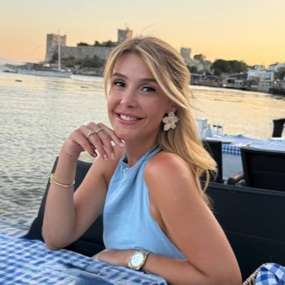 TED Ankara Koleji’06, Bilkent Hukuk’11, Banking Law, LL.M, SOAS University of London’14