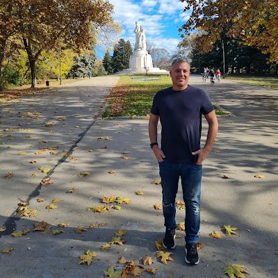 salmon20154's profile picture. א.ס פתרונות נפיצים
פיתוח ראשי קרב לרחפנים, ניסויים בחומרי נפץ וטכנולוגיות חבלה מתקדמות והגנה מפני רחפנים
יוצאי מערך החבלה, עם ניסיון רב בשטח.
בארץ ובחול