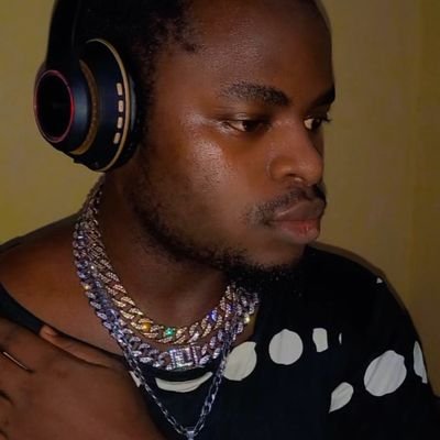 Always a gamer🕹
love music 🎶 🎵 🎧🎧
yes I love making new friends 💕 🔥💯💯
legit things😁🌞💥💥
love watching movies, and series🤗😳
YouTube youngg05
