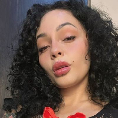 I am an easy going lady inbox me through my telegram channel 💦💦💦
