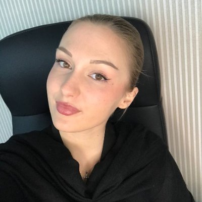 Meagan26's profile picture. Curvy hips, red lips, and a dangerous pair of eyes.