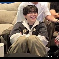 Efsa⁷ (@bts_is_a_legend) 's Twitter Profile