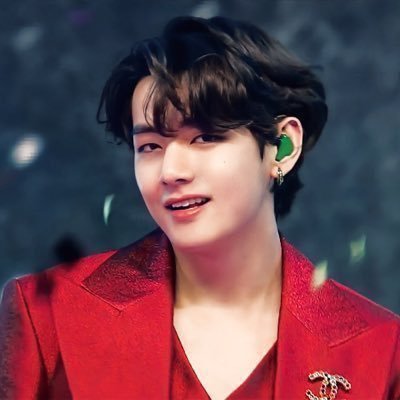 sweetkth97's profile picture. ❾¾ Look at me, just me ✨ BTSPOPPER 💜 apobangpo  💜 potterhead 🪄 Jon Moxley ⛓️ Fan Account | she/her