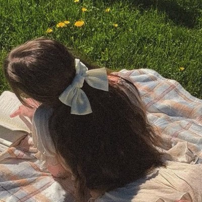 Isabella_3018's profile picture. British girl with big dreams, Classy not flashy 💅,  Coffee over chaos ☕, Words & vibes only.