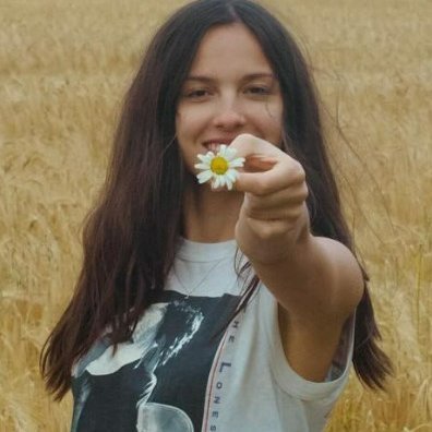 he/him
stan list: taylor, olivia, gracie, conan, billie, ariana, lorde & lizzy!
17, bi 😛