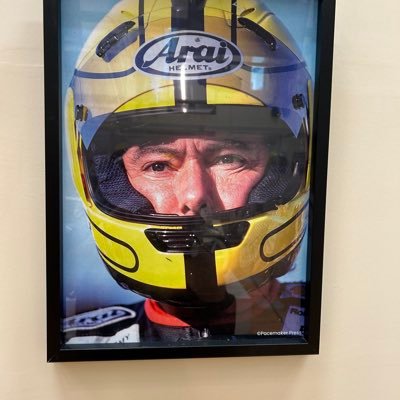 Christian, dad, husband, love pure road racing , IOMTT, Ulster GP , keen golfer, the Famous Rangers,MUFC and BUFC . Mickey D enthusiast 🏍️