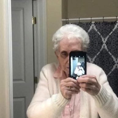 93 year old 49ers fan • ANTI VAPE 💨❌• Undisputed 2x Fantasy Football Champ🥇•WNBA HATER 🔥TRUMP 2024🇺🇸