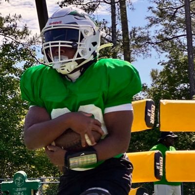 c/o ‘28 | Mclntosh HS | 🏈 🏃🏾| Bench 270 | Squat 395 | 5-8|180 | RB