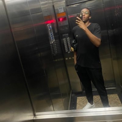 96LeeoSantos's profile picture. Descontrole trem bala de iraja 2000 e Sempre!🚆🍬🎭  RuanEterno😇