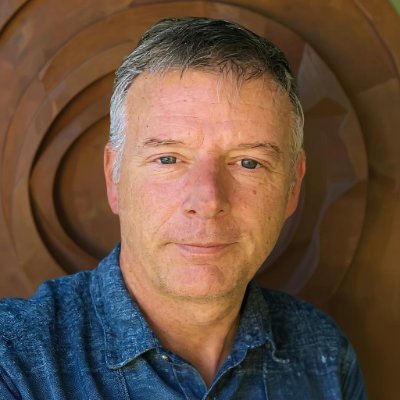 Exploring the use of AI in education: AI agents in the role of learning partners and modeling good learning strategies.