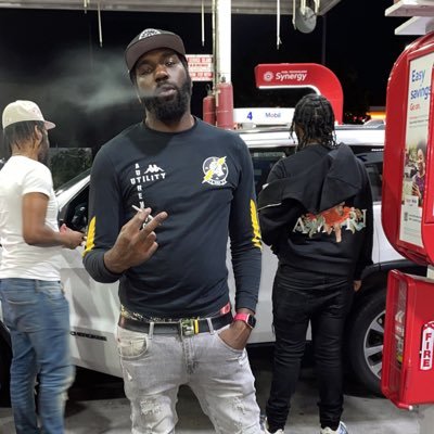 JoeyBaddasss2u's profile picture. I AM HIM… I know they hate me… they know Idc… very focused… I LOVE PRETTY BITCHES THATS MY ONLY PROBLEM❗️#NewYorkJetsfan #NewYorkKnicksfan