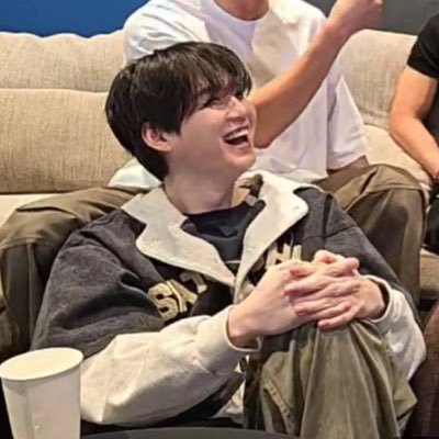 Father, Son and the house of Bangtan 💜 OT7 Wife of MIN YOONGI only for official purposes Fan account
