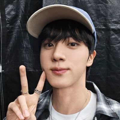 아포 방포
𝐁𝐓𝐒 𝐩𝐚𝐯𝐞𝐝 𝐭𝐡𝐞 𝐰𝐚𝐲
•Hobipalloza 13.07.2025•
•RunSeokjin_ep.tour 10.08.2025•