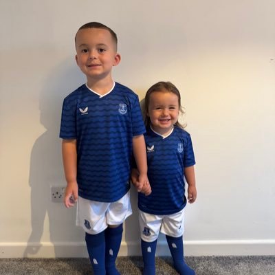 alexspencer1878's profile picture. STH #efc #coyb