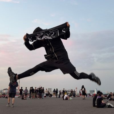 ピットでお会いしましょう。邦楽洋楽ジャンル問わずなんでも聴きます。今年はライブ参戦控えめ。THE ONE🦊/Premium🎖/BKW👁️🗨️/HANAbee🐝/後書き◂Ⓘ▸