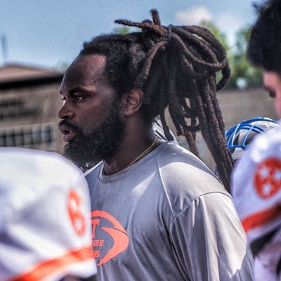 Former Pro, Passing Game Student/Educator, #FBWO @seniorbowl Group Leader/Scout, Former HFBC at Memphis East