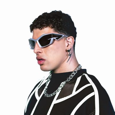 dj • produtor • diretor de arte | @frvoinc • @savage__ent