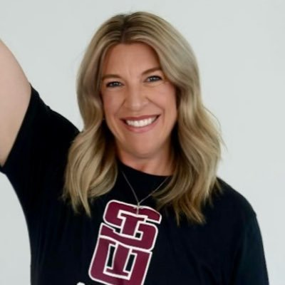 •Saved by God's grace•Proverbs 18:16• Adelphi University softball alum•Assistant softball coach at SIU•