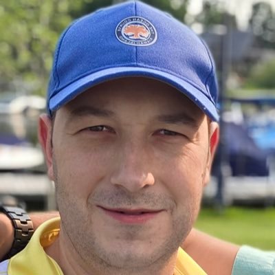 sergeyperesss's profile picture. 