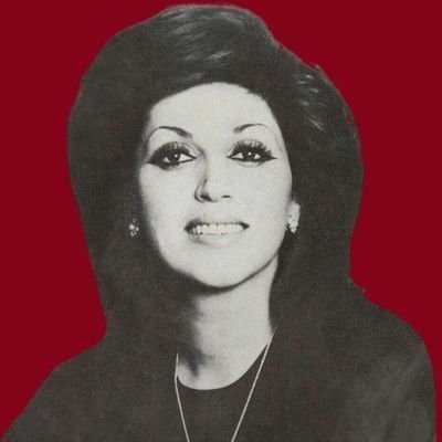 mey_monik's profile picture. 