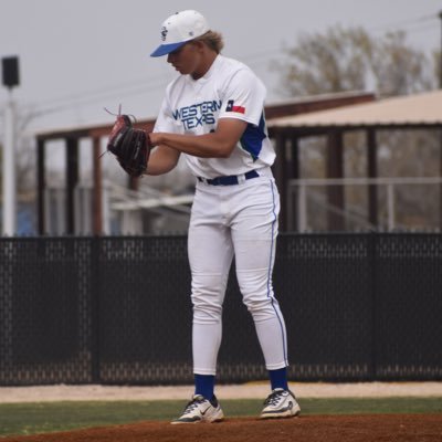 Uncommitted Sophomore @WTCBaseball/ LHP 6’3 215lbs T-90/ 903-570-4189 / hadenwj12@gmail.com