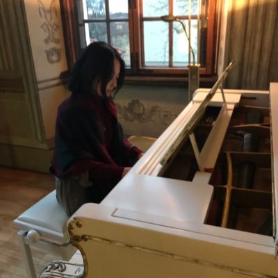 Runnig music agency. Professional Piano Tuner. Singing the world's songs🌈 Love adventure travel, nature, art, sweets etc.