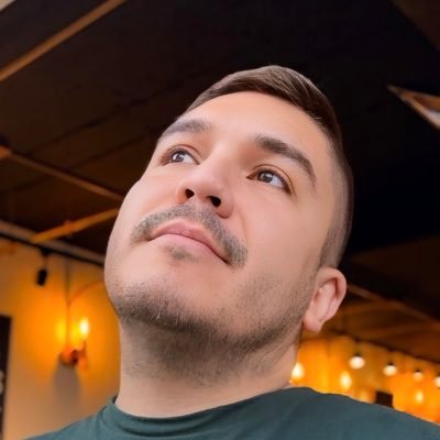 ♍️ Virgo 🇲🇽 Mexicano 🌶️ Chilango 👨🏼🔧 Ingeniero 🕵🏼️♂️ Auditor 🐶 Papá de Lucho 💪🏼 Del lado correcto de la historia