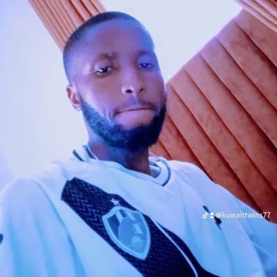 I'm the guy that will tell you stuff and make you laugh

TikTok twinmoney77