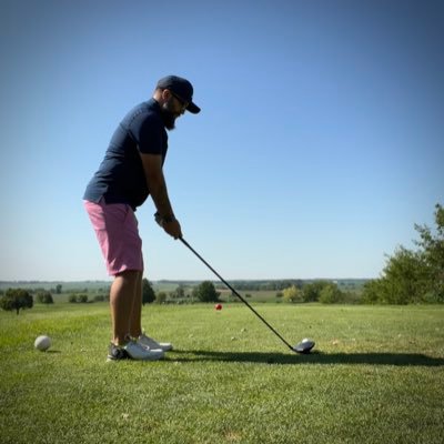 tomdavidson22's profile picture. husband | father of 2 | track and XC coach | fan of sports ⛳️⚾️🏈 | Wannabe Graphic Designer trying to teach myself