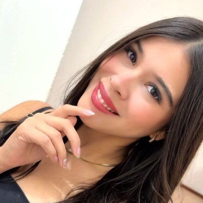 18 ✍️ Studying law
this acc’s kinda dead, i’m on @emmiliacruz 😘