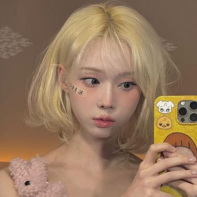 bambaekiss's profile picture. studytwt .☘︎ ݁˖ | future microbiologist 🧫