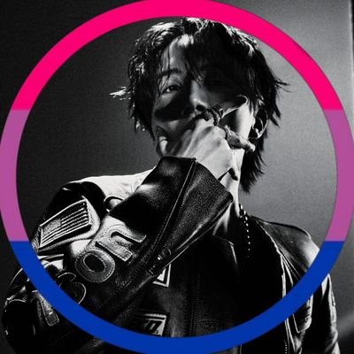 _i_b_e_l_l_a's profile picture. eu e meus 15 macho