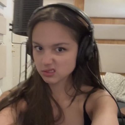 mannyhatesu's profile picture. be yourself