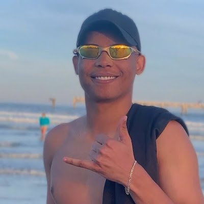 Juniiorgmzz's profile picture. 