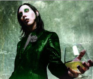 You can't possibly believe I can be caught, can you? Step forward and try. I am The Riddler, Gotham's greatest mind!! [RP Account]