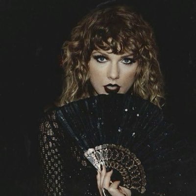 iLikeGurlsz_'s profile picture. she/her | Bi | Love writing, art, & reading. Big swiftie, BTS, & LDR fan. Love all pop girlies, & also a heavy  jazz enthusiast.