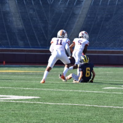 Class of 2029 |Rb and Lb| Height:5’7|Weight:144| 3.8 gpa| Chippewa Valley High school | @richardthomhaslll03@gmail.com| phone number: 586-876-4344