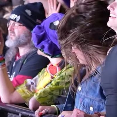 He/They JOSH DUN POINTED AT ME please be patient with me im shitty with words and have a few mental disabilities Josh Dun's biggest fan