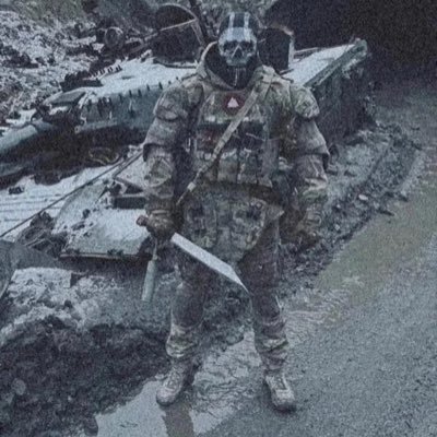 GordoGentil's profile picture. Dios Patria Familia . ✝️ Ex Batallón de Artillería de Campaña N° 1 Ec Experto Perito Táctico en decir boludeces
