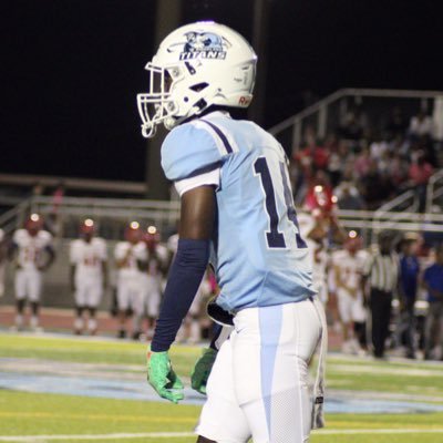 🏈5’10 165 4.4 40yrd 6017496966 johnsonjaylen348@gmail.com route runner