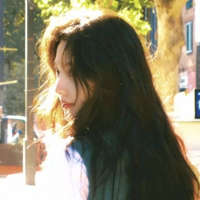 chemiscy's profile picture. ໑ ▸ 𖥻 third year of shs — #studytwt