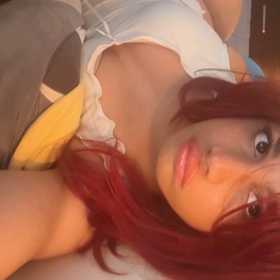 IG: Nikkisoblue (sub to OF to see more) 5'3 | Responding on OF