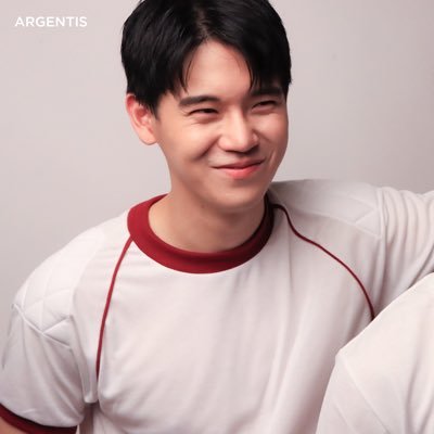 ♡︎ @yinyin_anw (น.) 🐻 ♡︎ @almondsleepp (น.) 🐶 สิ่งมหัศจรรย์ที่ทำให้ยิ้มออกมาได้ แม้จะเป็นวันที่ไม่สดใสเลยก็ตาม.